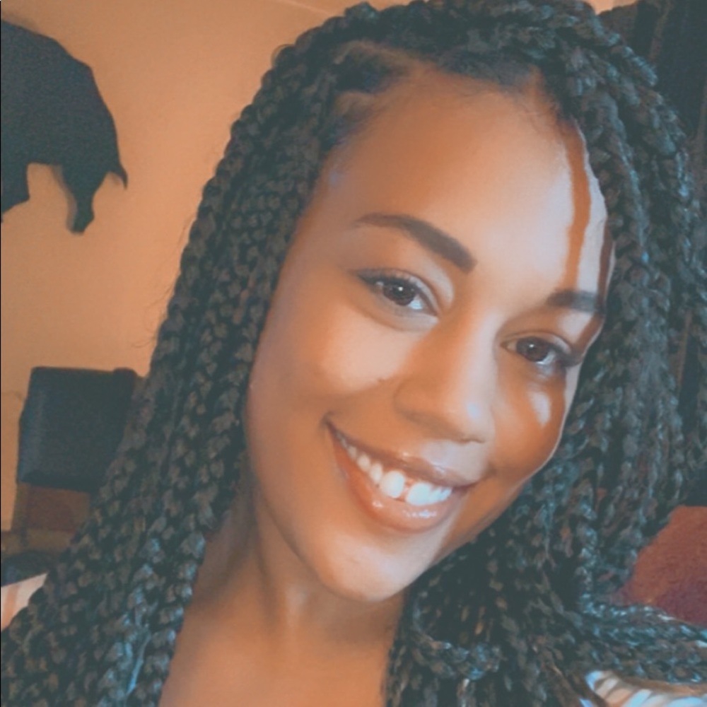 Meet your Posher, Ashley